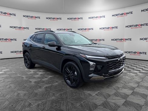 New 2026 Chevrolet Trax ACTIV w/ Sunroof Package FWD image 1