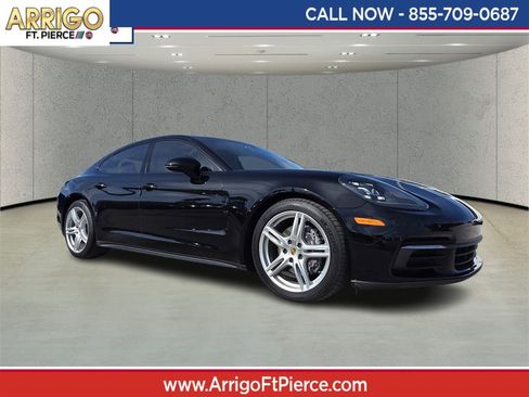 Used 2018 Porsche Panamera 4 image 1