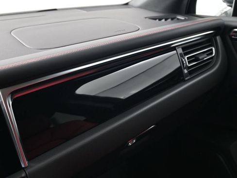 Certified 2026 Porsche Macan Turbo AWD/4WD image 23