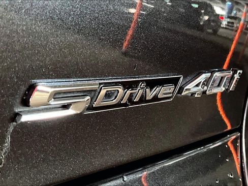 Used 2023 BMW X5 sDrive40i w/ Premium Package image 9