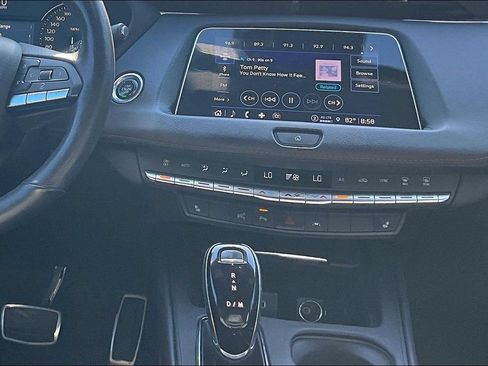Used 2022 Cadillac XT4 Sport w/ Enhanced Visibility Package AWD/4WD image 9