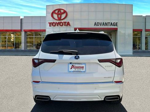 Used 2025 Acura MDX SH-AWD w/ Advance Package image 8