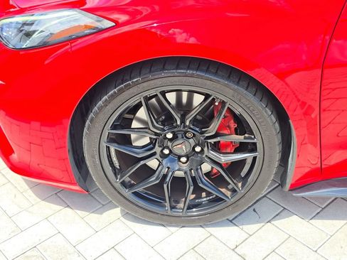 Used 2023 Chevrolet Corvette Z06 w/ Stealth Interior Trim Package RWD image 5