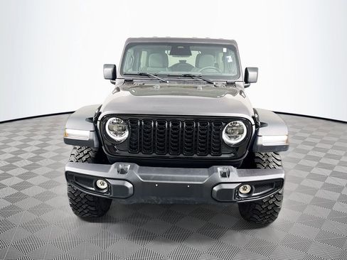 Used 2025 Jeep Wrangler Unlimited Sport AWD/4WD image 2