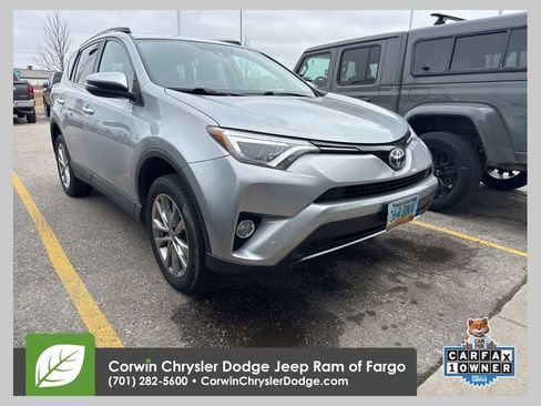 Used 2016 Toyota RAV4 Limited image 1