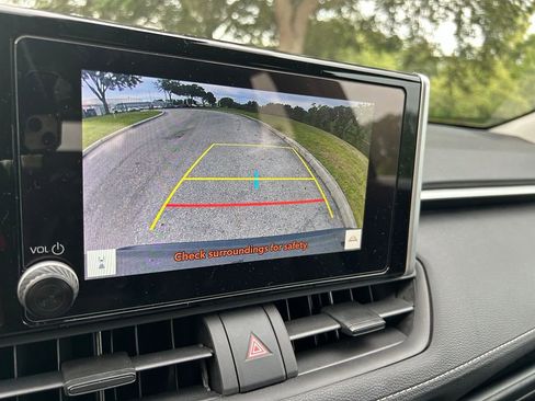 Certified 2025 Toyota RAV4 LE FWD image 24
