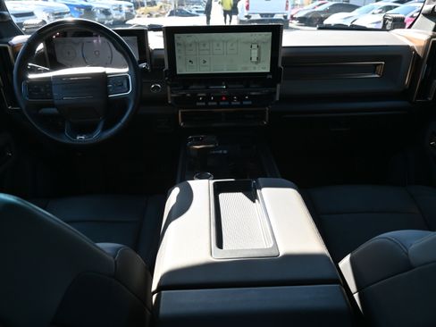 Used 2025 GMC Hummer EV 2X image 3
