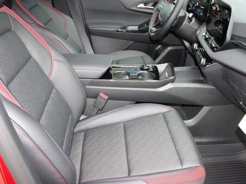 New 2026 Chevrolet Equinox RS w/ LPO, Floor Liner Package image 21