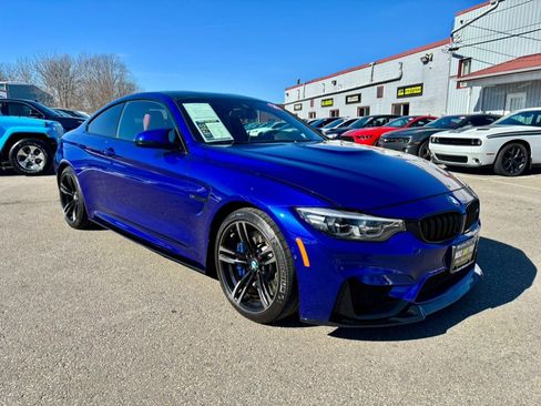 Used 2020 BMW M4 Coupe w/ Executive Package image 3