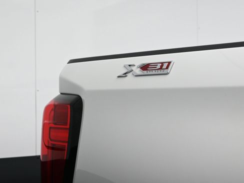 Used 2023 GMC Sierra 1500 Elevation w/ Preferred Package AWD/4WD image 47