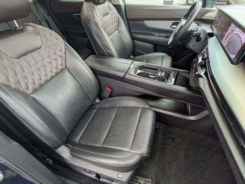 Used 2025 Nissan Murano Platinum w/ Cargo Package AWD/4WD image 27