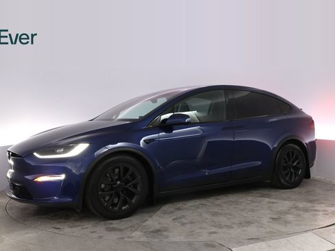 Used 2024 Tesla Model X AWD/4WD image 18
