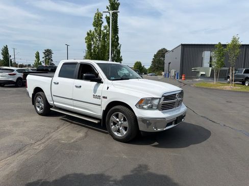 Used 2016 RAM 1500 Big Horn AWD/4WD image 3