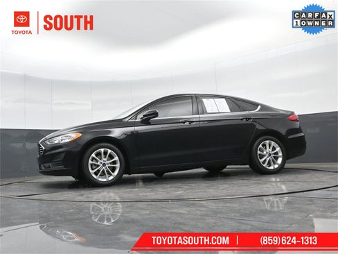 Used 2019 Ford Fusion SE image 36