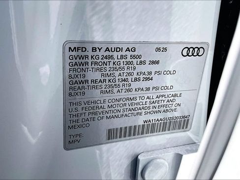 Used 2025 Audi Q5 Premium w/ Convenience Package AWD/4WD image 19
