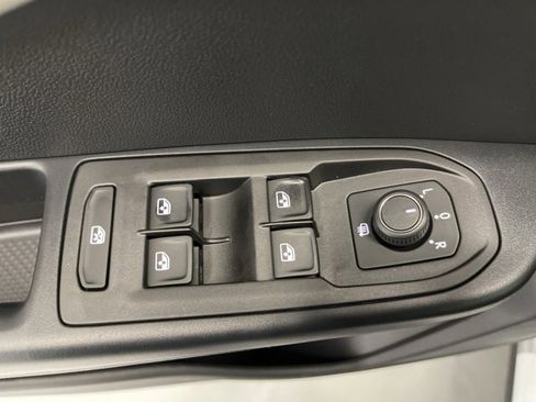 New 2026 Volkswagen Taos SEL image 28