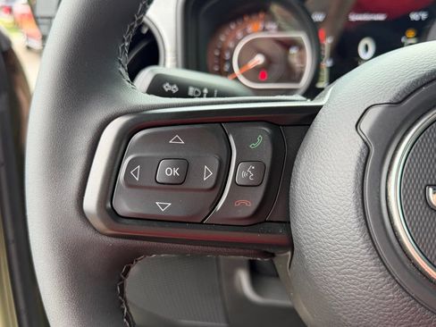 Used 2026 Jeep Wrangler Unlimited Sport AWD/4WD image 19