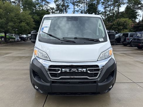 Used 2025 RAM ProMaster 2500 w/ U-Haul Equipment Group FWD image 3