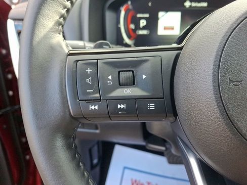 Certified 2024 Nissan Rogue Platinum image 22