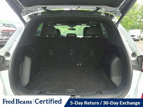 Certified 2025 Ford Escape ST-Line Select AWD/4WD image 30