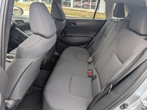 Used 2022 Toyota Corolla Cross LE image 18