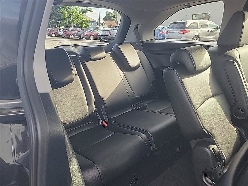 Used 2023 Honda Odyssey EX-L image 25