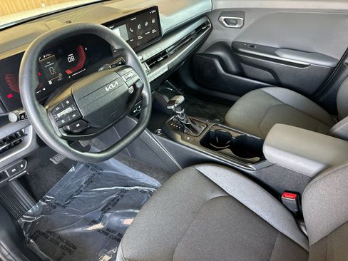 Certified 2025 Kia K4 FWD image 12