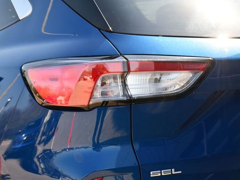 Used 2022 Ford Escape SEL AWD/4WD image 38