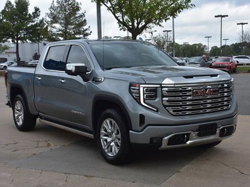 Used 2024 GMC Sierra 1500 Denali w/ Technology Package image 3