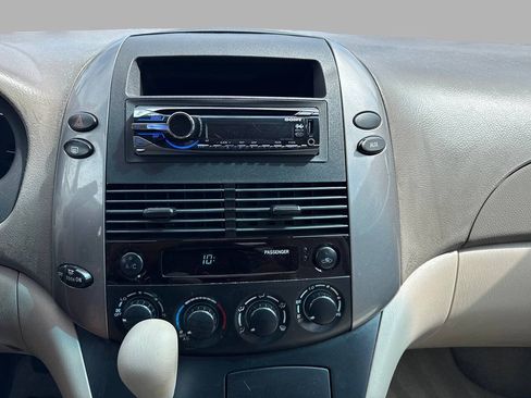 Used 2008 Toyota Sienna LE FWD image 30