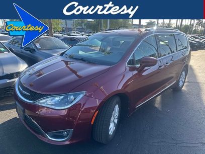 Used 2019 Chrysler Pacifica Touring-L