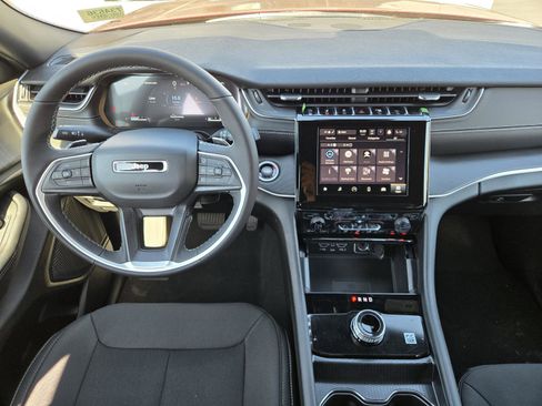 New 2026 Jeep Grand Cherokee L 2WD image 6