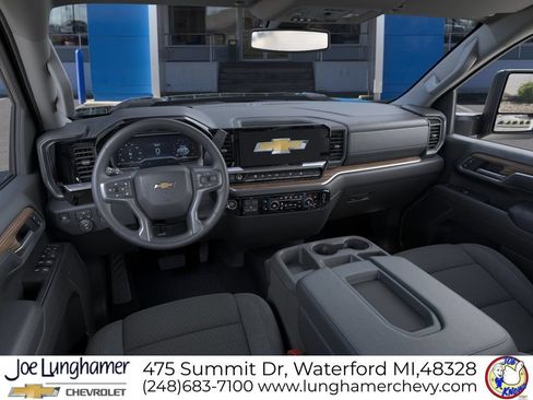 New 2026 Chevrolet Silverado 2500 LT w/ Z71 Chrome Sport Edition AWD/4WD image 15
