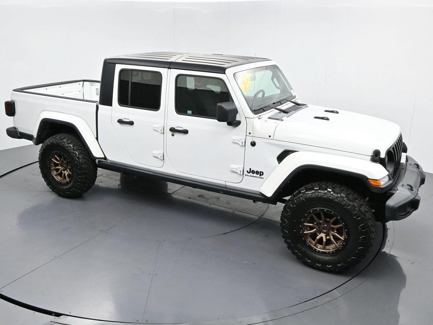 Used 2022 Jeep Gladiator Sport AWD/4WD image 36