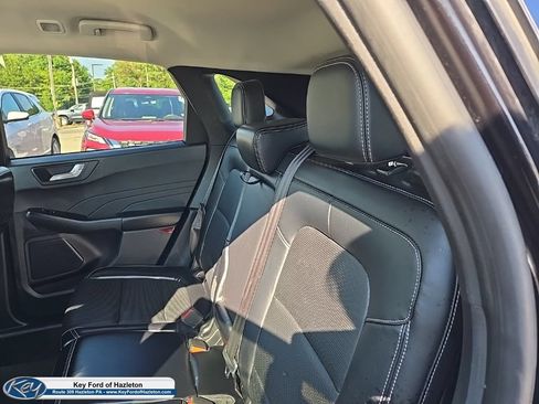 Used 2024 Ford Escape Platinum AWD/4WD image 41