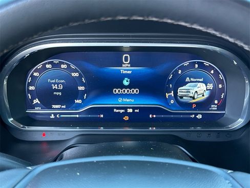 Used 2023 Chevrolet Suburban LT image 32