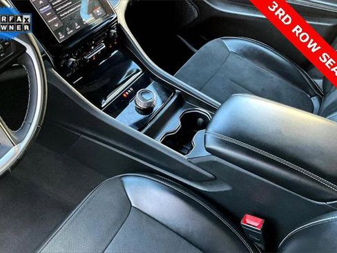 Certified 2024 Jeep Grand Cherokee L Laredo image 17