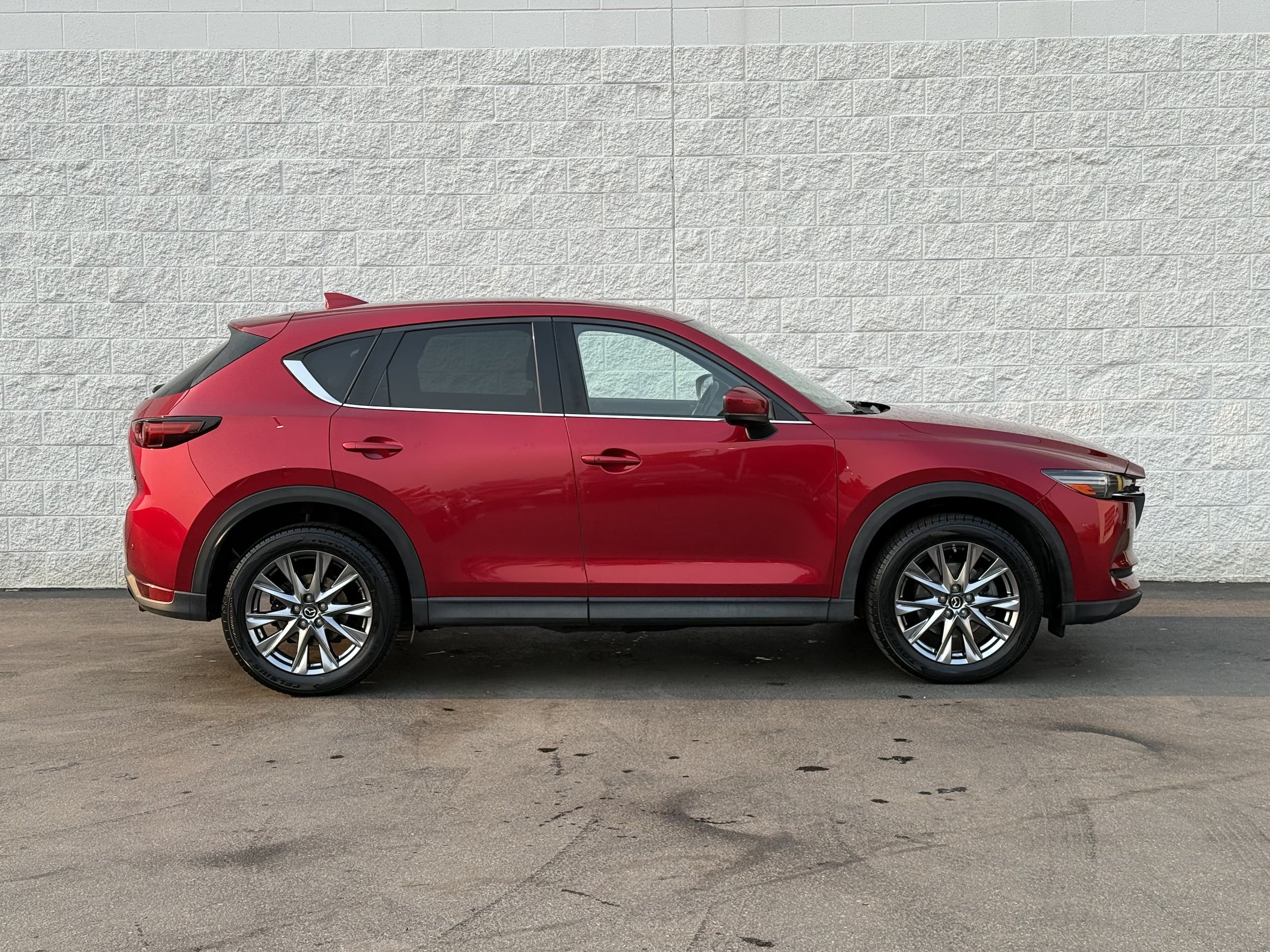 Used 2019 MAZDA CX-5 Signature AWD/4WD image 7