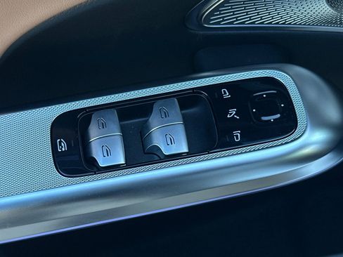 New 2026 Mercedes-Benz E 53 AMG e 4MATIC Sedan image 22