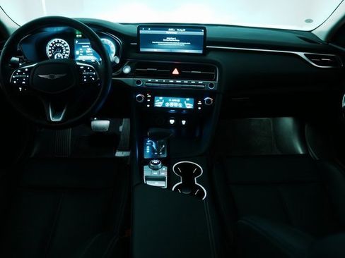 Used 2025 Genesis G70 2.5T image 43