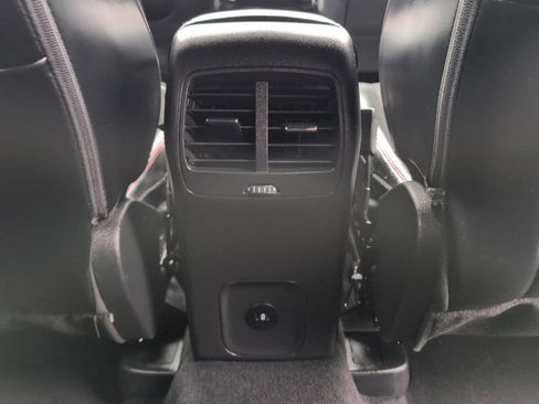 Used 2025 Ford Escape ST-Line w/ Tech Pack #1 AWD/4WD image 17