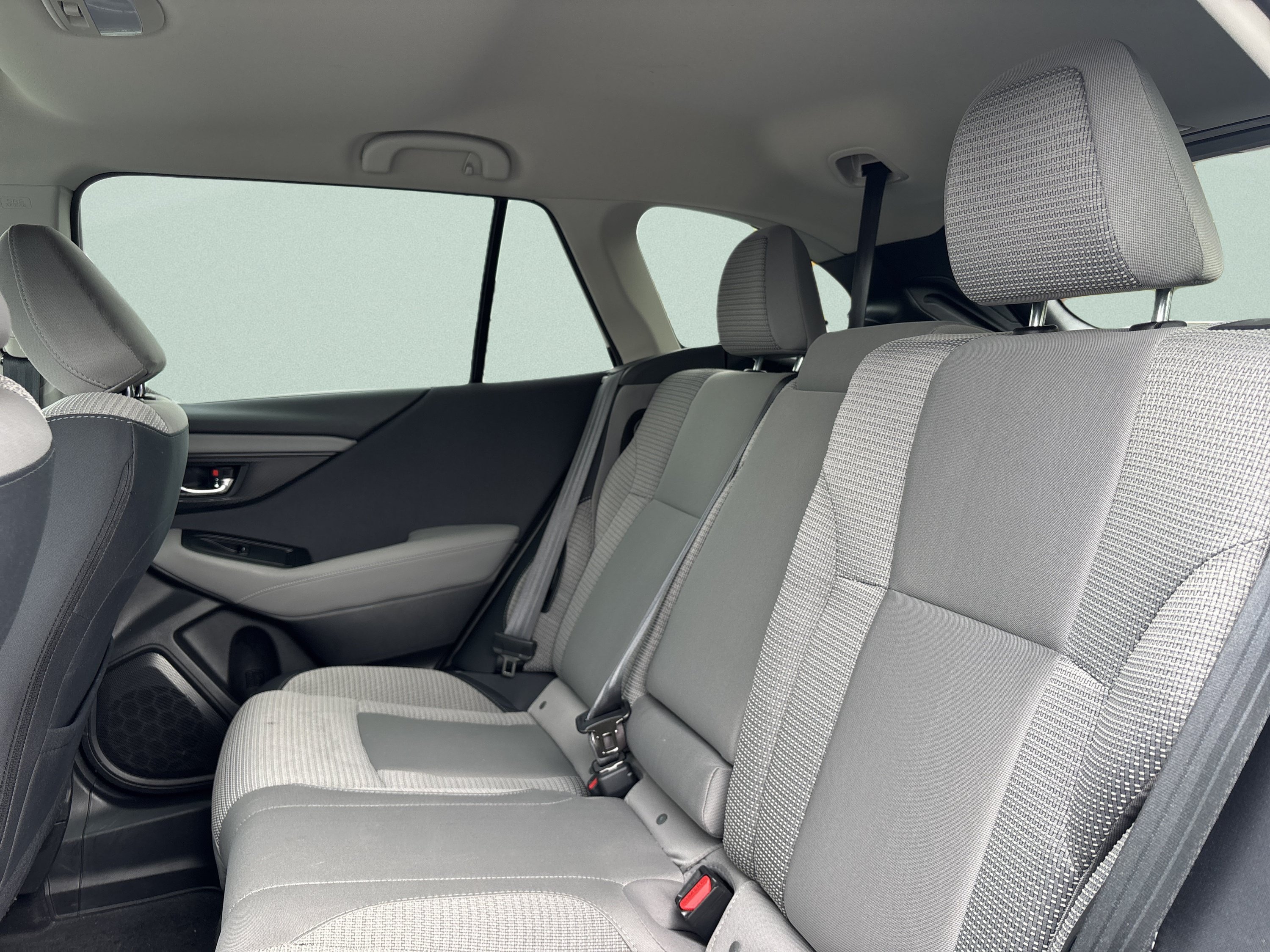 Used 2025 Subaru Outback Premium AWD/4WD image 18