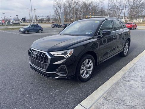 Certified 2025 Audi Q3 2.0T Premium Plus w/ Premium Plus Package AWD/4WD image 29