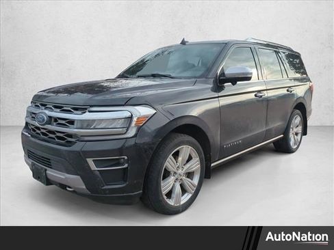 Used 2023 Ford Expedition Platinum image 1