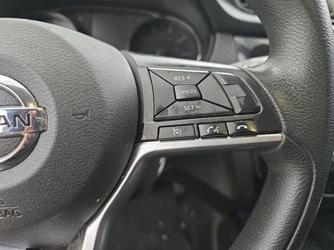 Used 2017 Nissan Rogue Sport S FWD image 18