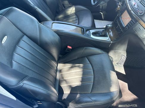 Used 2005 Mercedes-Benz E 55 AMG Sedan image 24