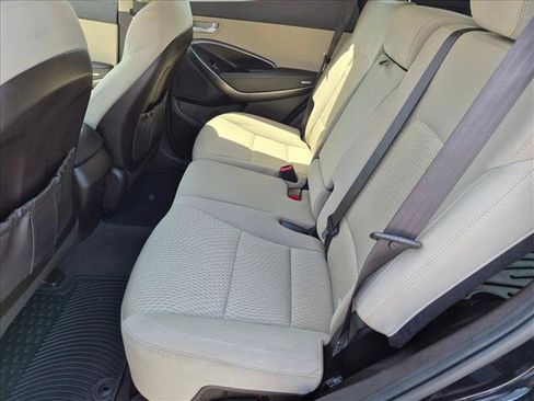 Used 2017 Hyundai Santa Fe Sport FWD image 22
