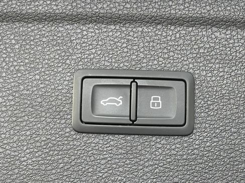 Certified 2024 Audi Q5 2.0T Premium Plus image 15