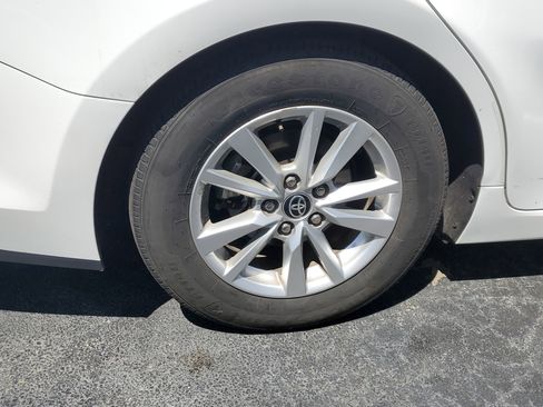 Used 2025 Toyota Camry LE FWD image 6