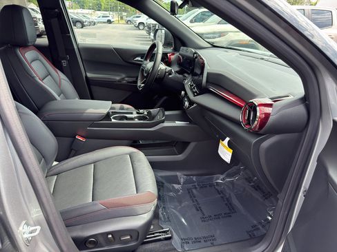 New 2026 Chevrolet Equinox RS FWD image 38